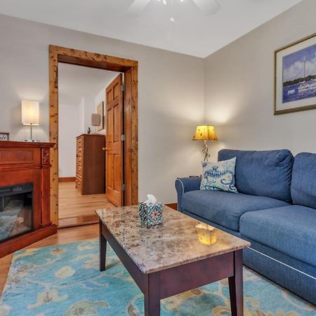 Cozy Bungalow Just Minutes From Mystic, Westerly Beaches, Boating And Casinos! Bungalow جروتون المظهر الخارجي الصورة